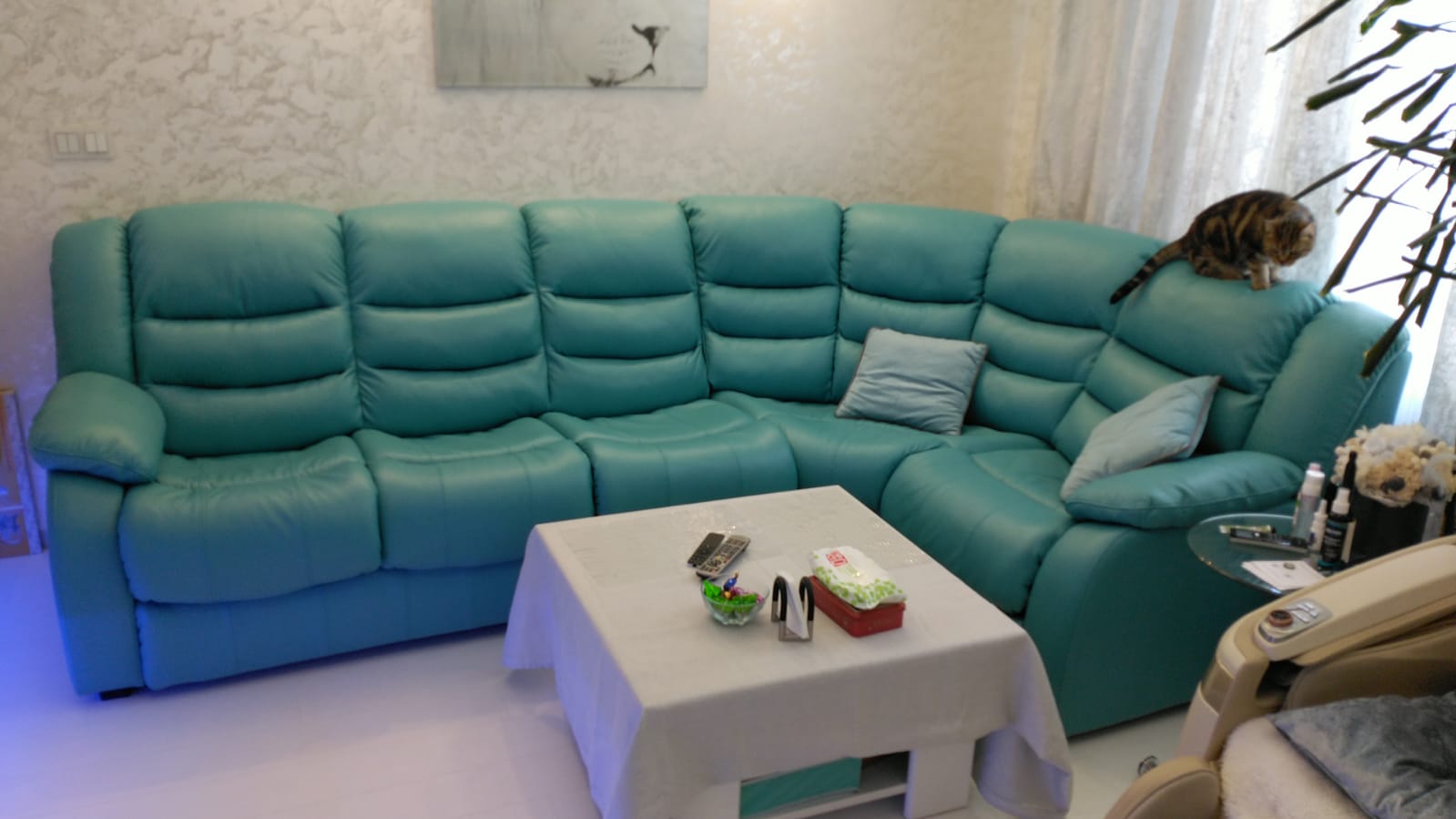 Перетяжка дивана на дому. Мариинский Посад